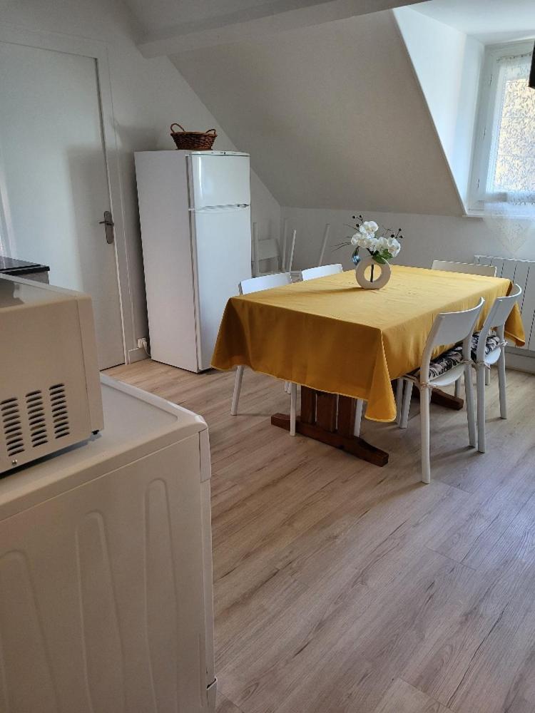 La Bourboule Lumiere , 2-4-6 Personnes Apartment Bagian luar foto